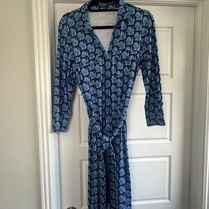 J. McLaughlin Blue and White Wrap Dress with Notched Collar